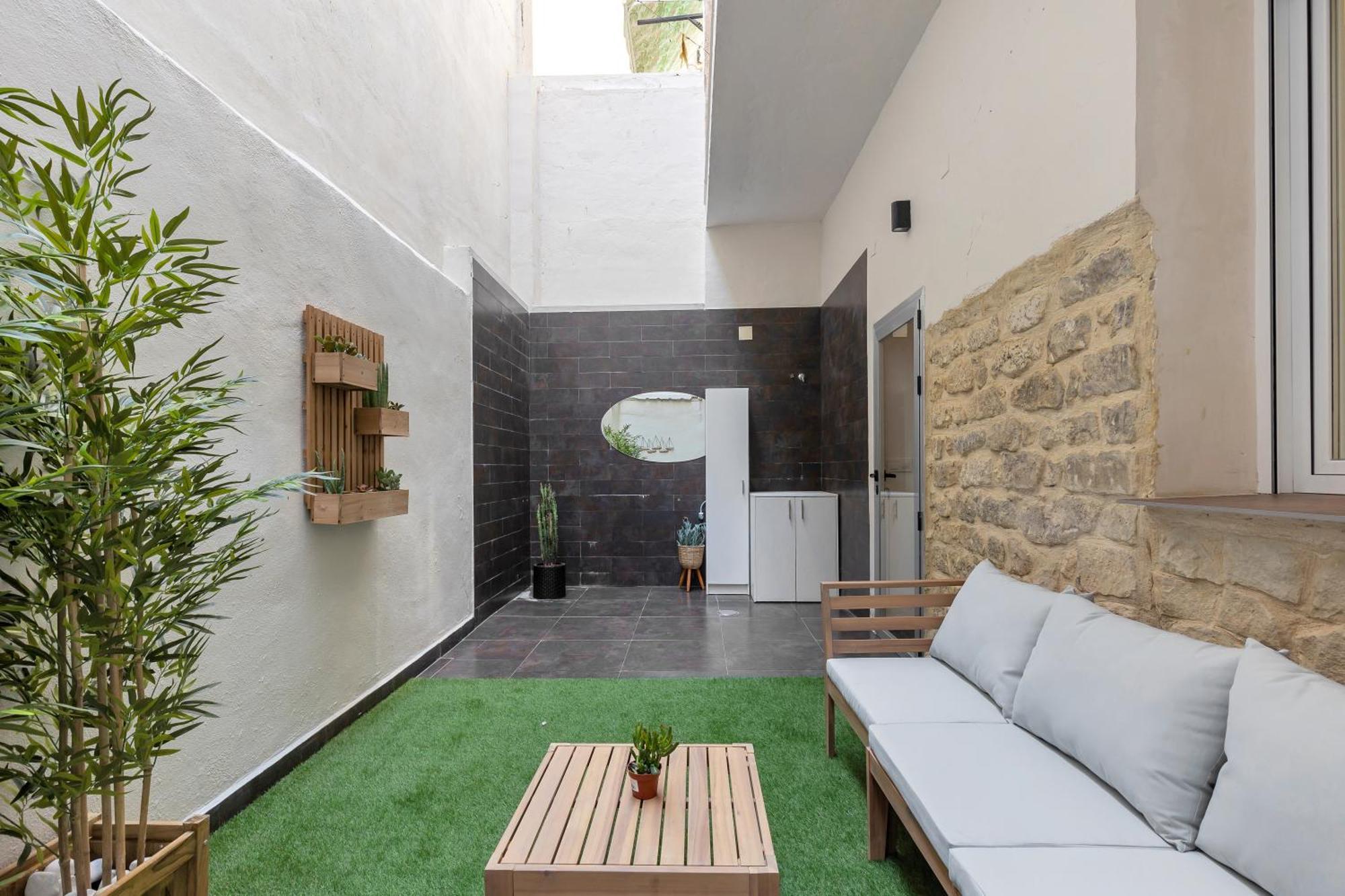 Modern With Patio In *