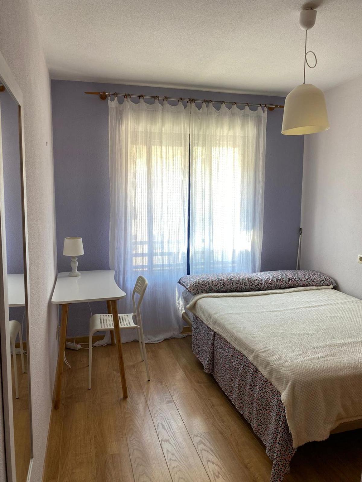 Habitacion En El Piso Con Piscina Hospedagem domiciliar Alicante