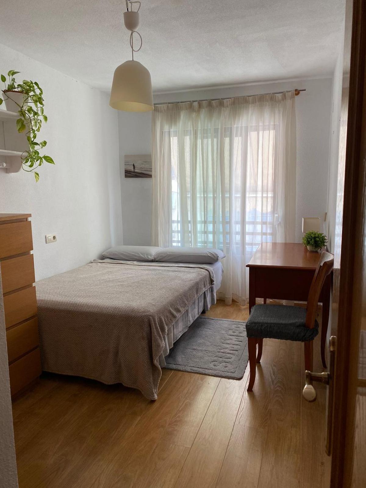 Habitacion En El Piso Con Piscina Alicante