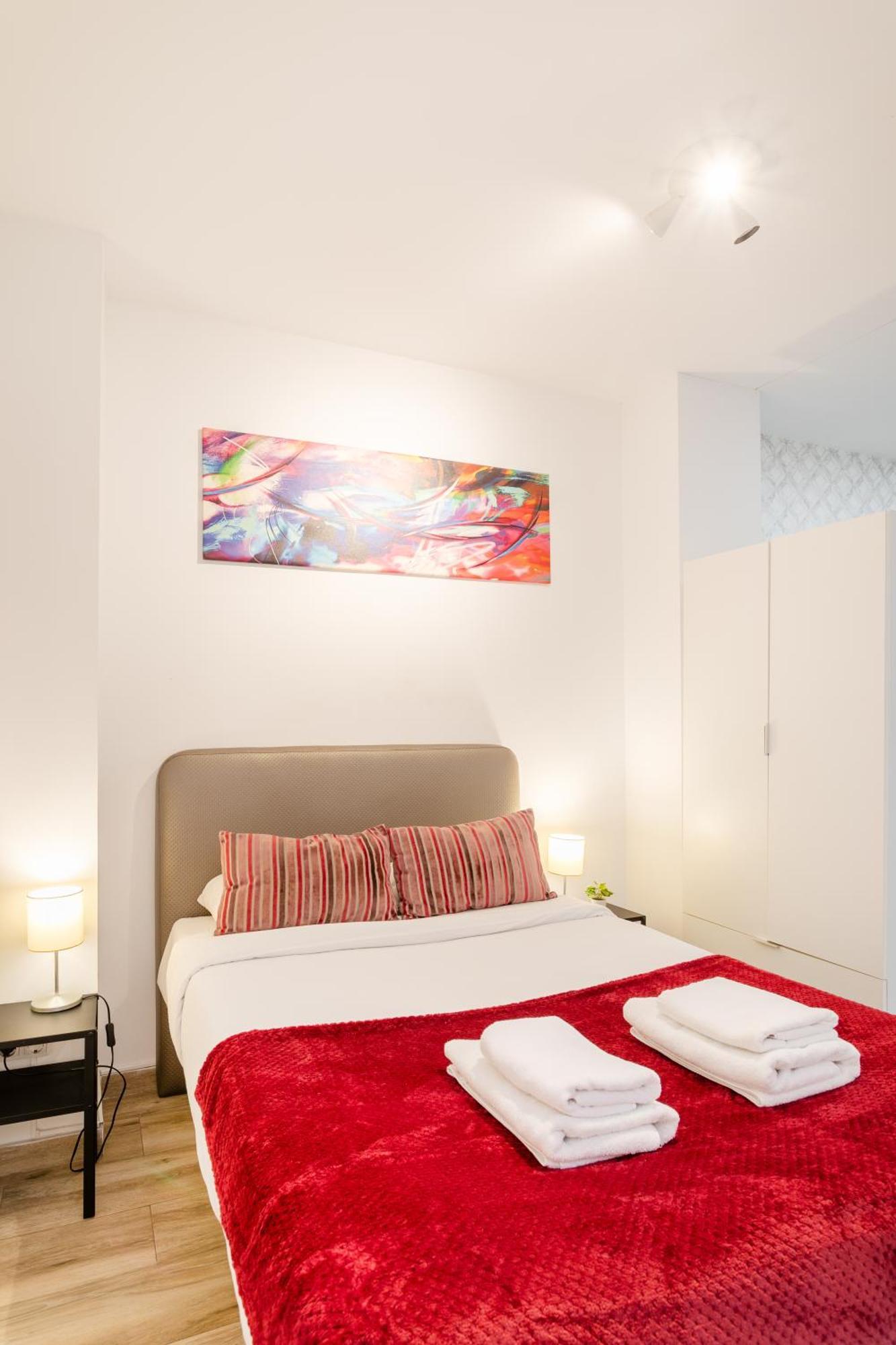 San Leandro, Centro Apartamento