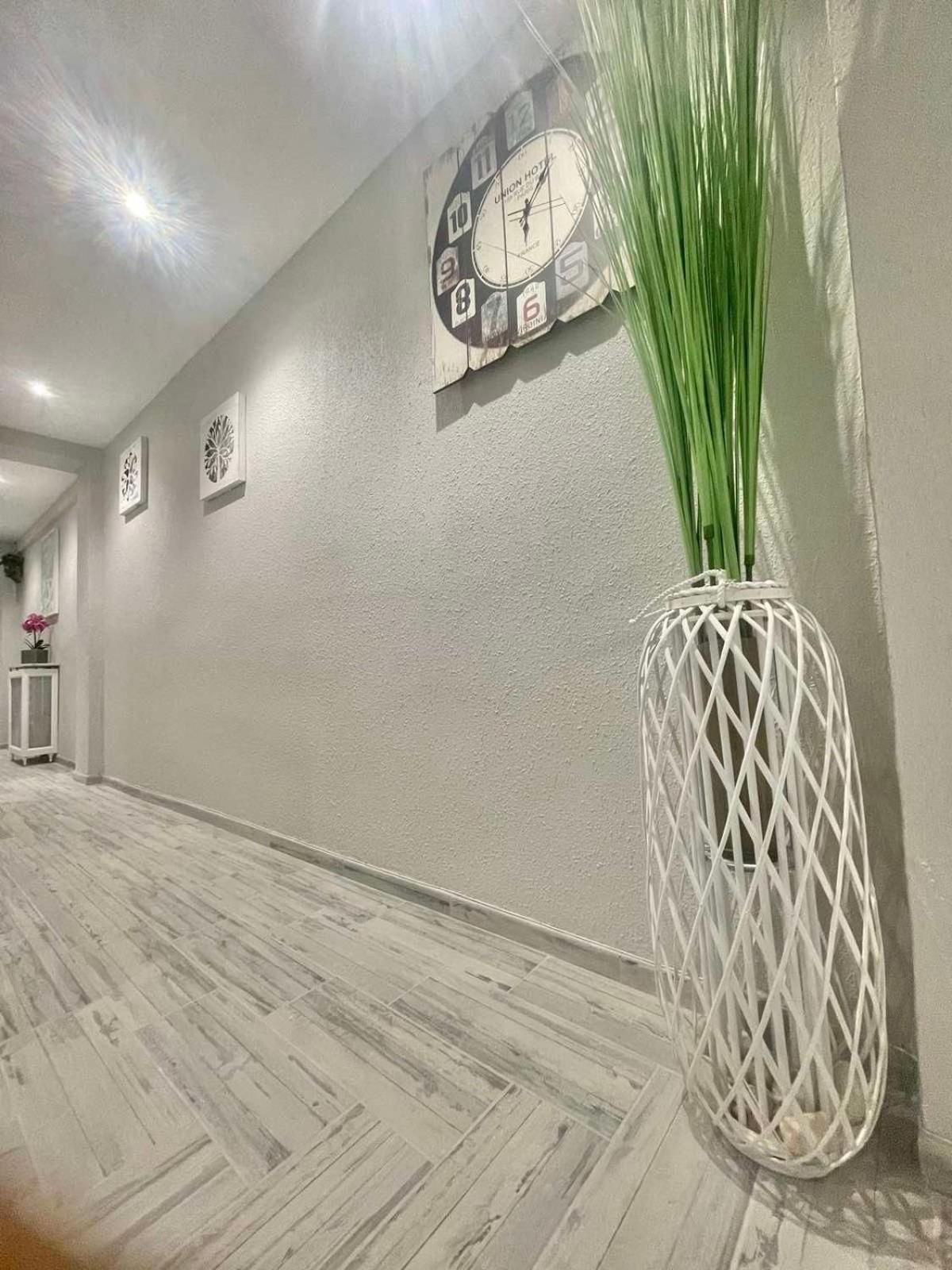 Apartment Lemar Calle Taquigrafo Marti Alicante