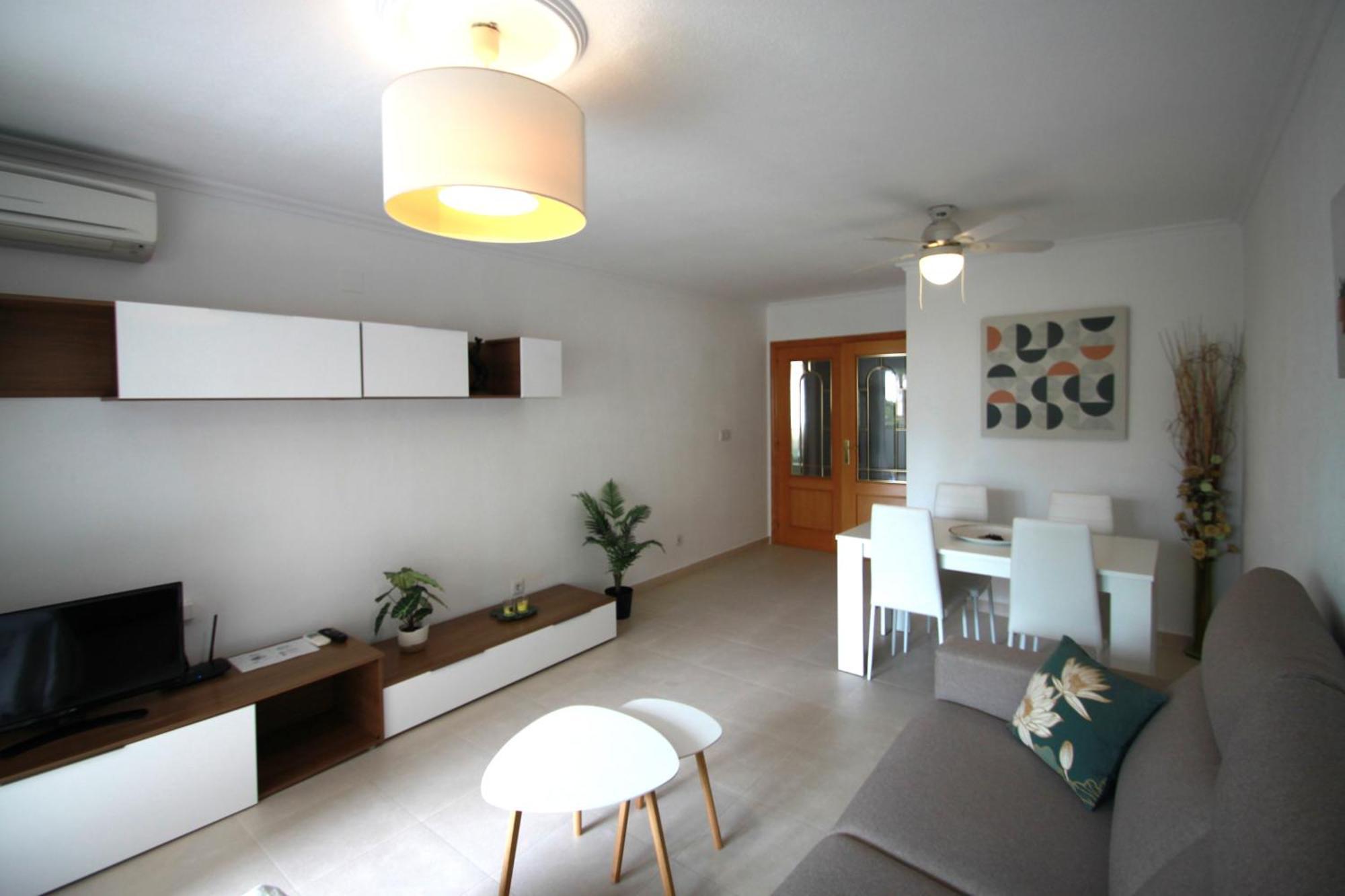 Apartamento En Urb. Natura Playa 2 En Campello-muchavista C104 *