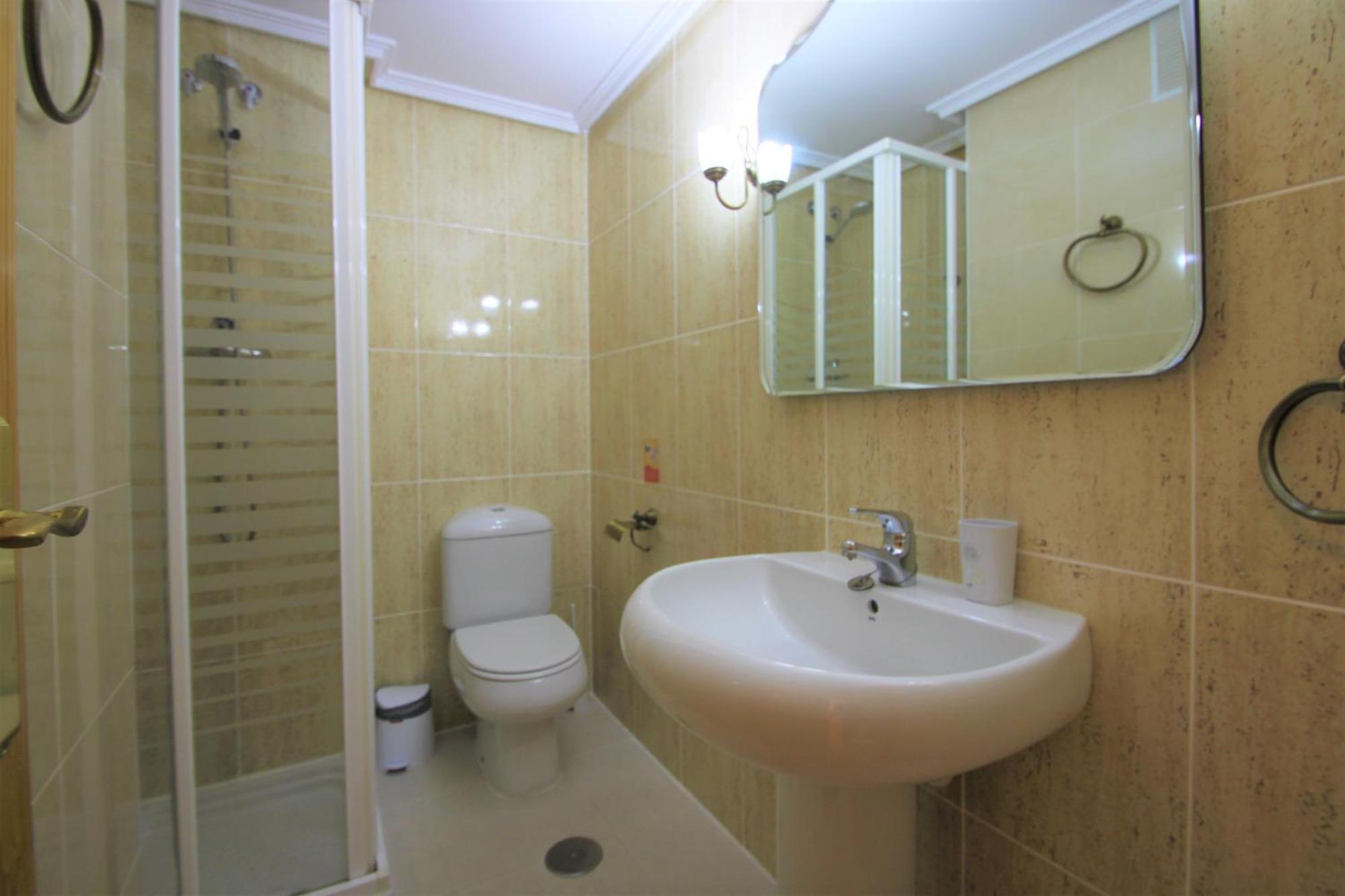Apartamento En Urb. Natura Playa 2 En Campello-muchavista C104 *