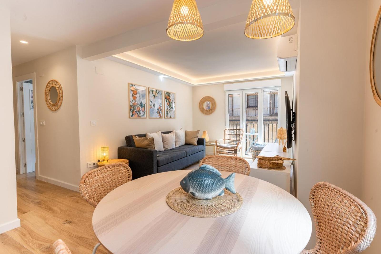 Barrio Gem Stylish 2bedroom Oasis In Apartment