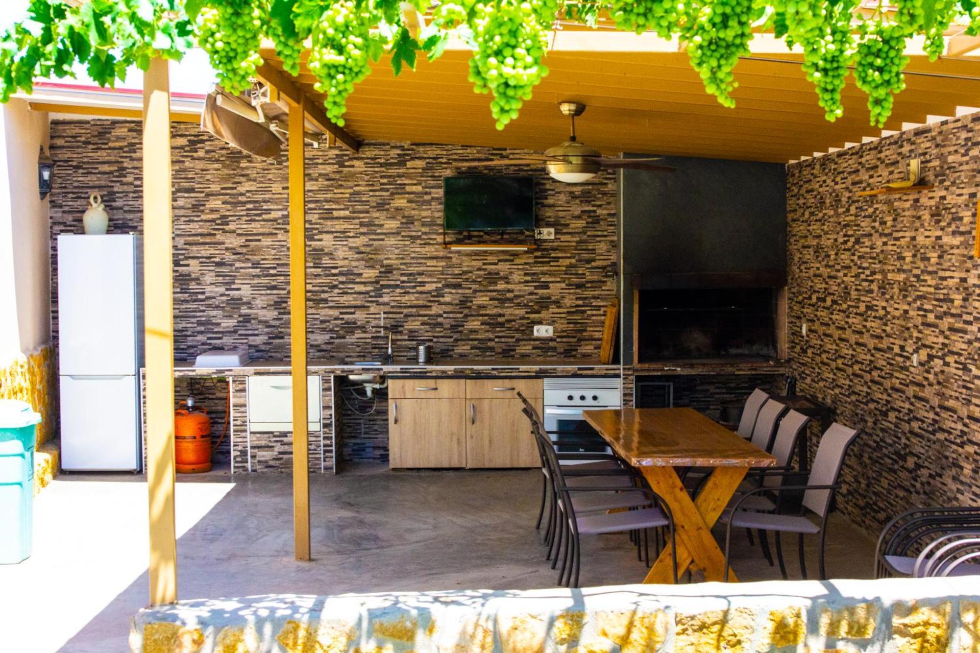 Villa Moderna En Ambiente Rural, Agost *