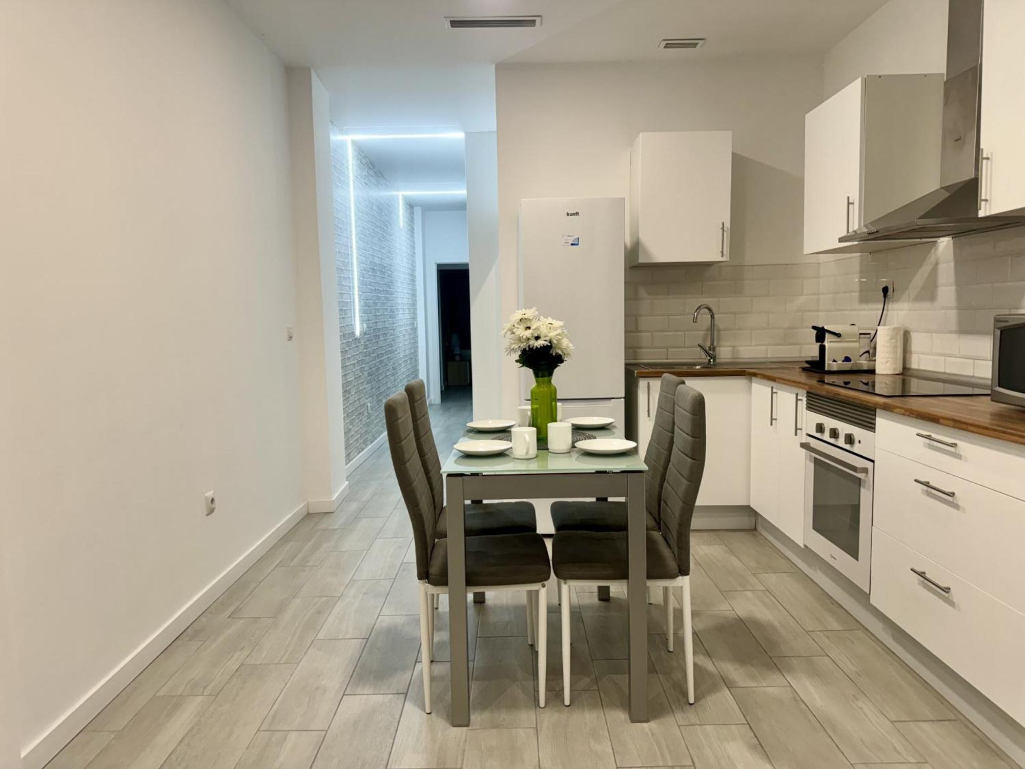 Alcala Galiano 81 By United Renters
