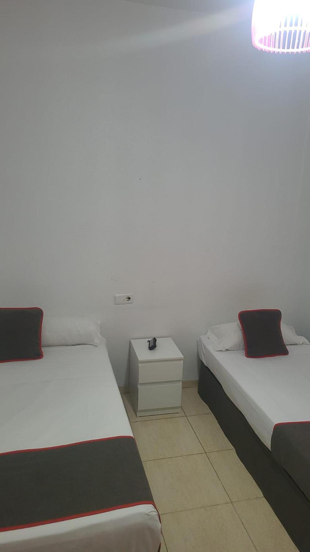 Hostel Ayuntamiento *