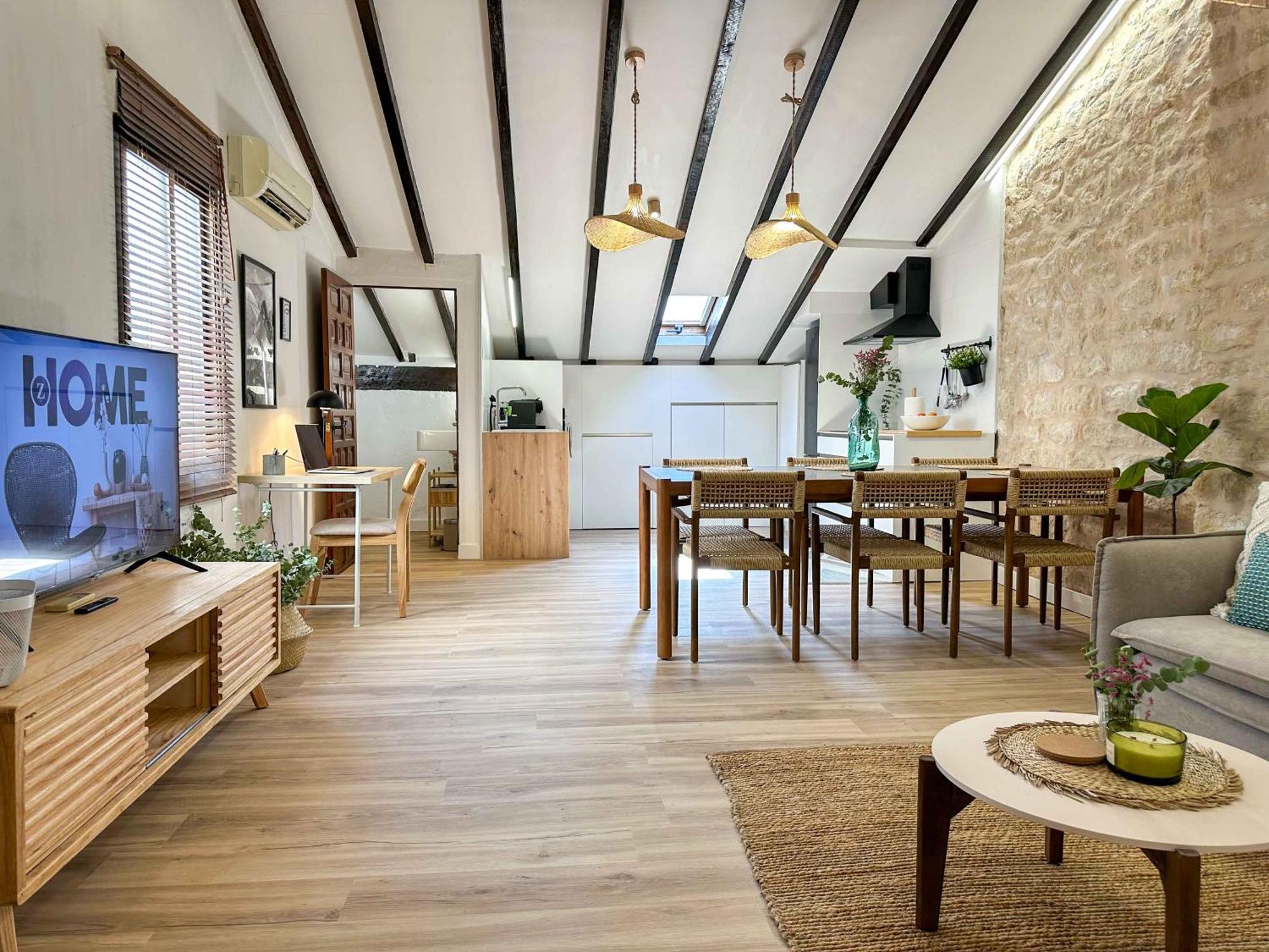 Apartment La Buhardilla Del Mercado Ubicacion E Historia