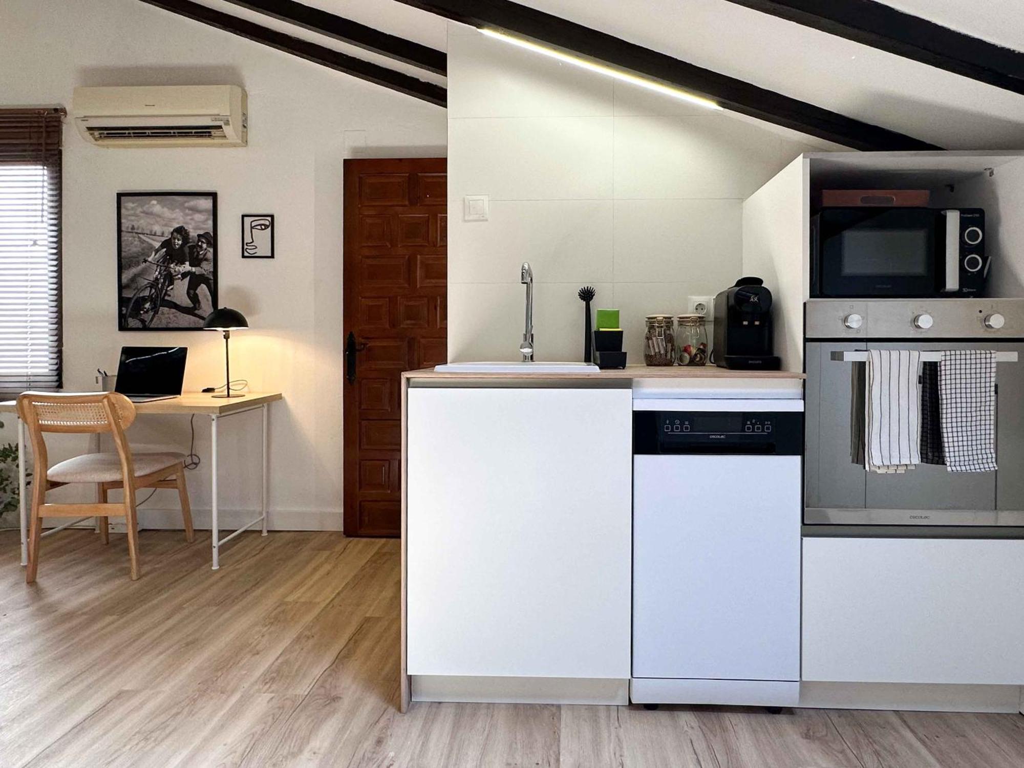 La Buhardilla Del Mercado Ubicacion E Historia Apartment Alicante