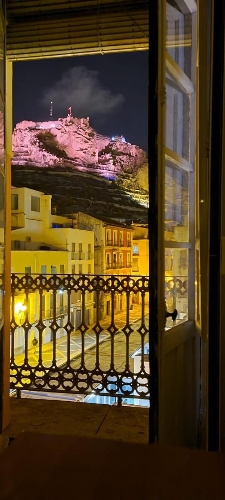 Plaza San Nicolas Gam Apartment