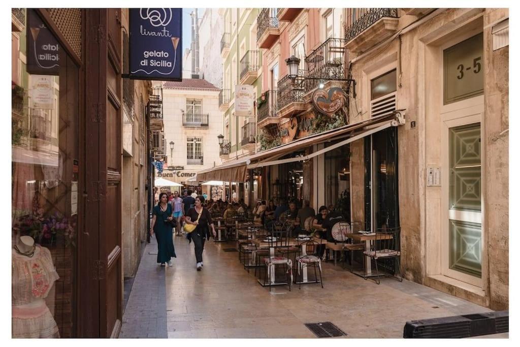 Charming Flat At Historic Centre & Short Walk To Appartement *