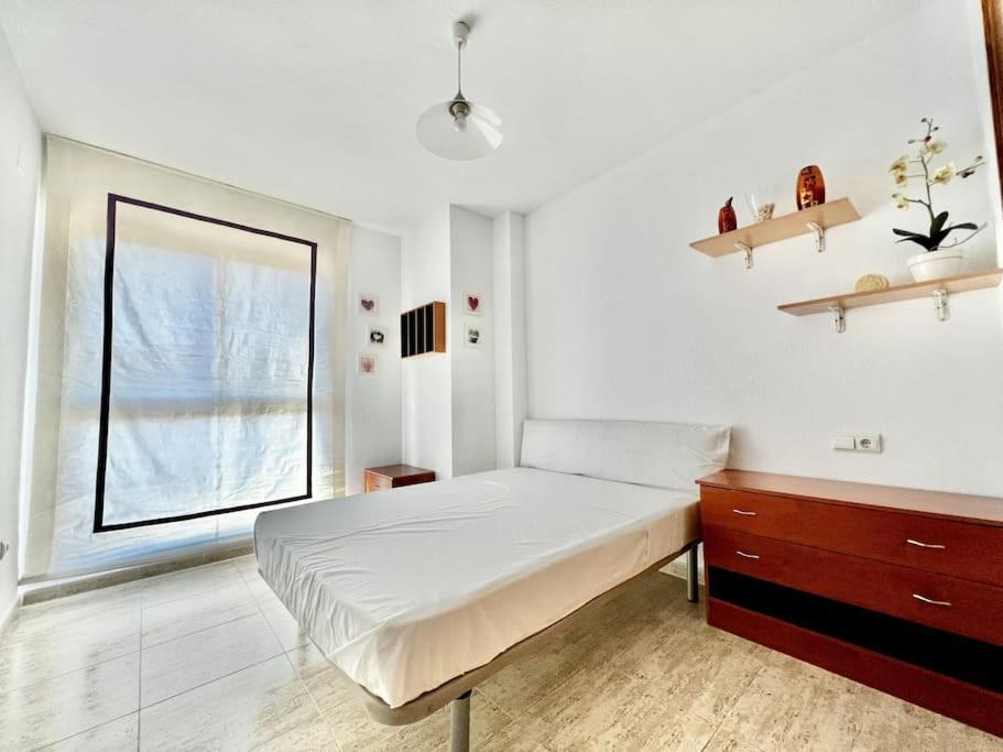 Apartment Spacious Near Plaza America *