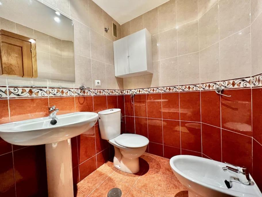 Apartment Spacious Near Plaza America Alicante