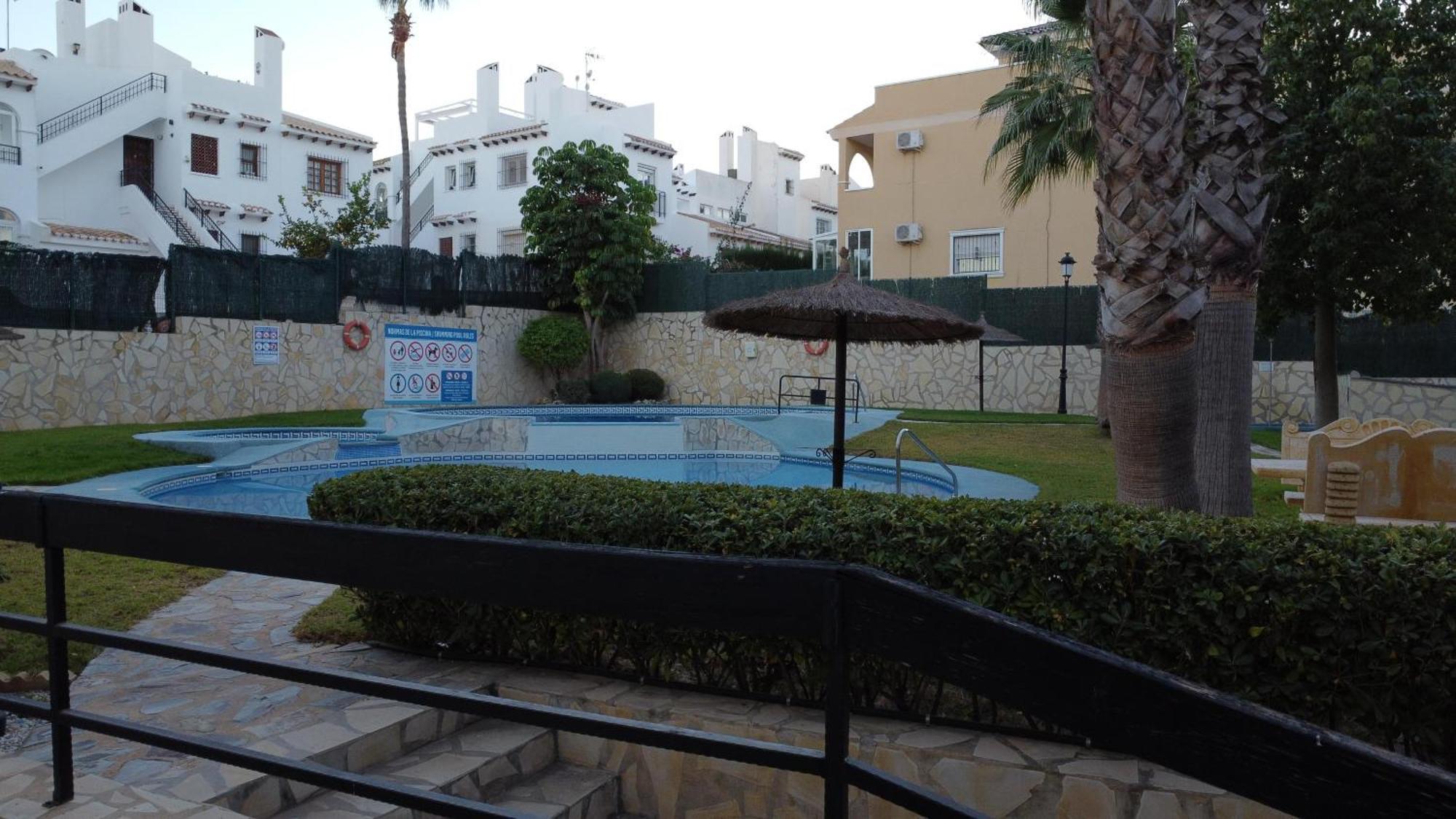 Beautiful 2-bed On The Orihuela Costa Apartment Alicante