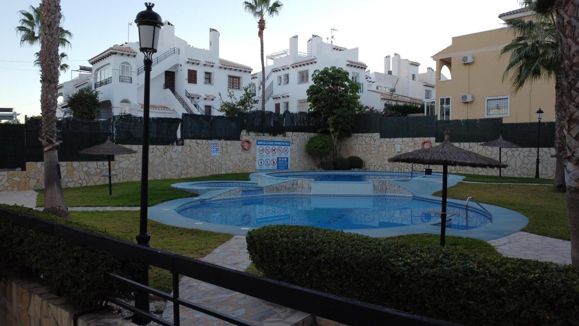 Beautiful 2-bed On The Orihuela Costa Apartment Alicante