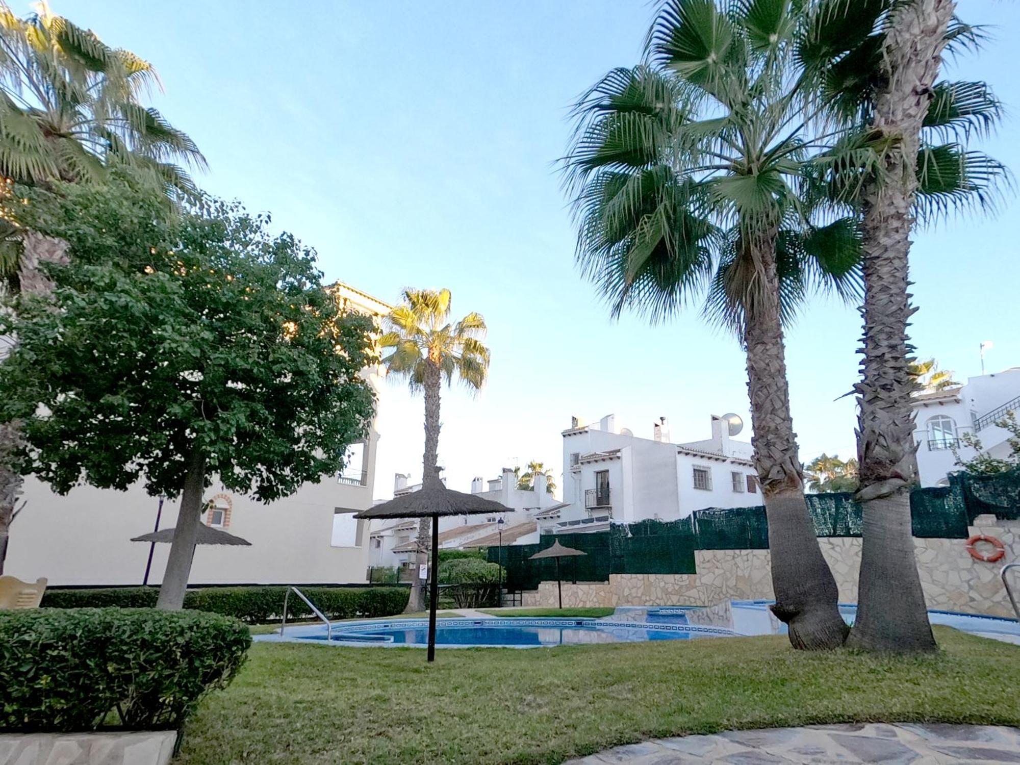 Beautiful 2-bed On The Orihuela Costa Apartment Alicante