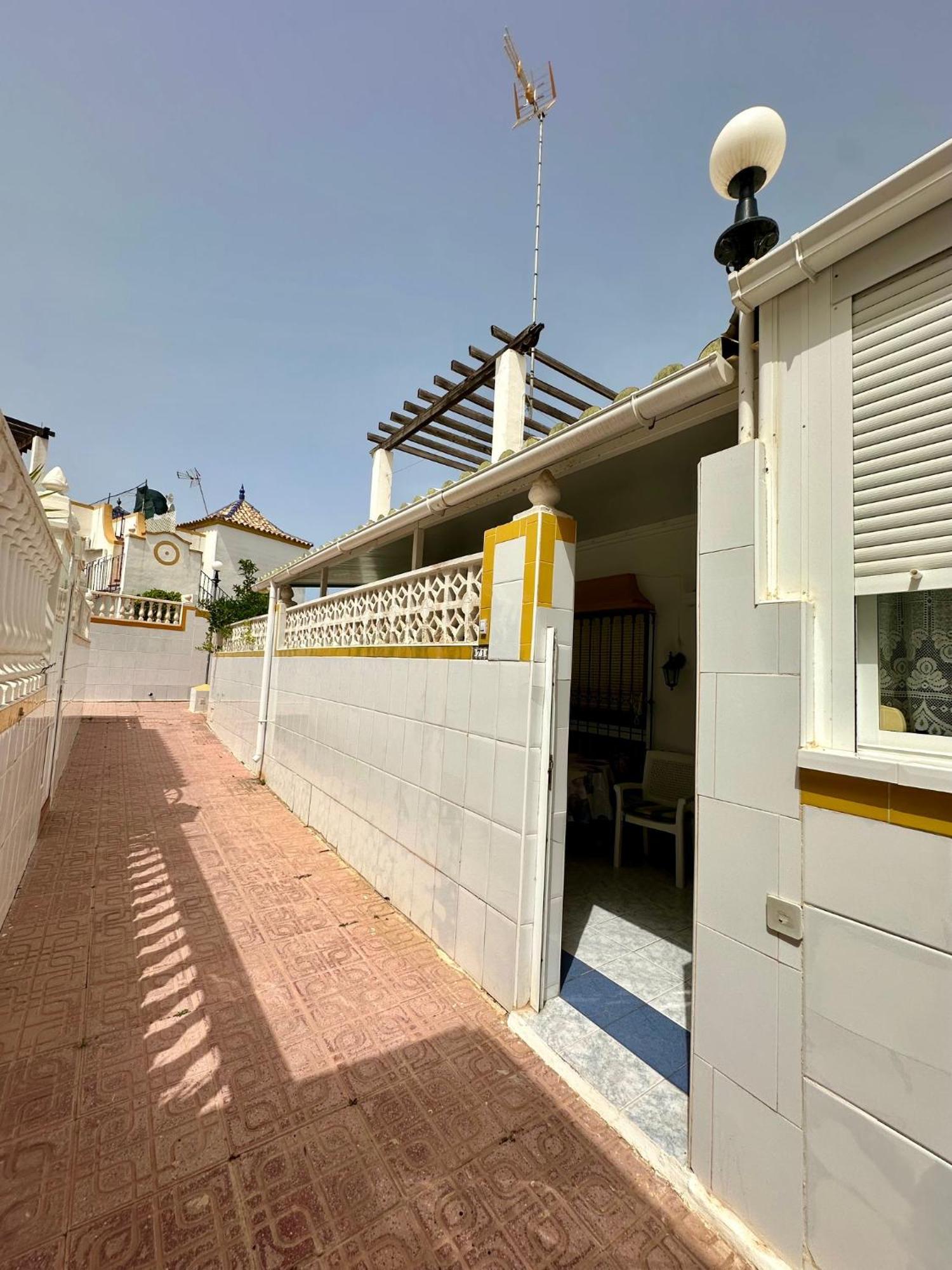 Torrevieja Rentalholidays Ref 032 Alicante