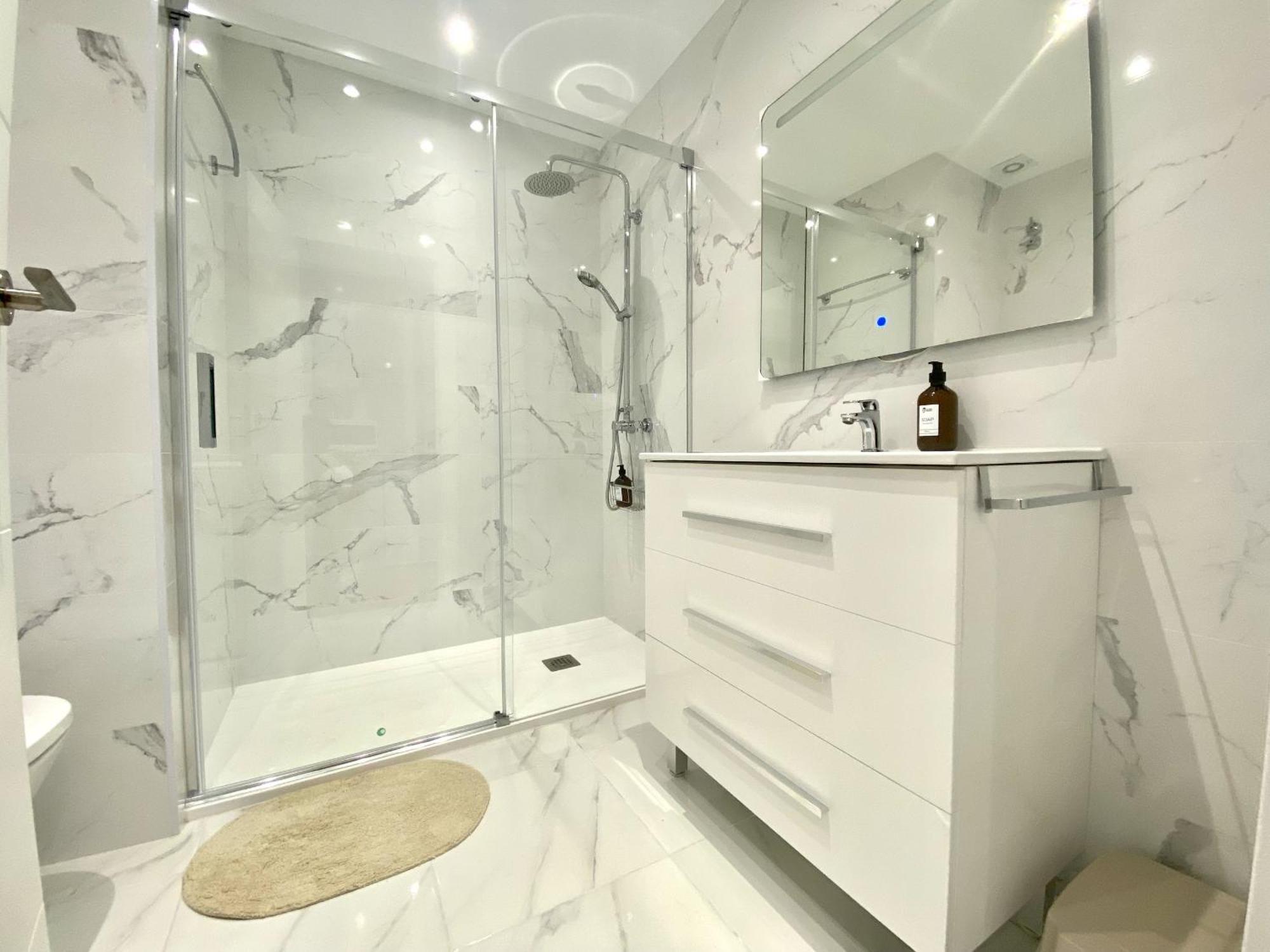 Duque 80 By United Renters Apartment