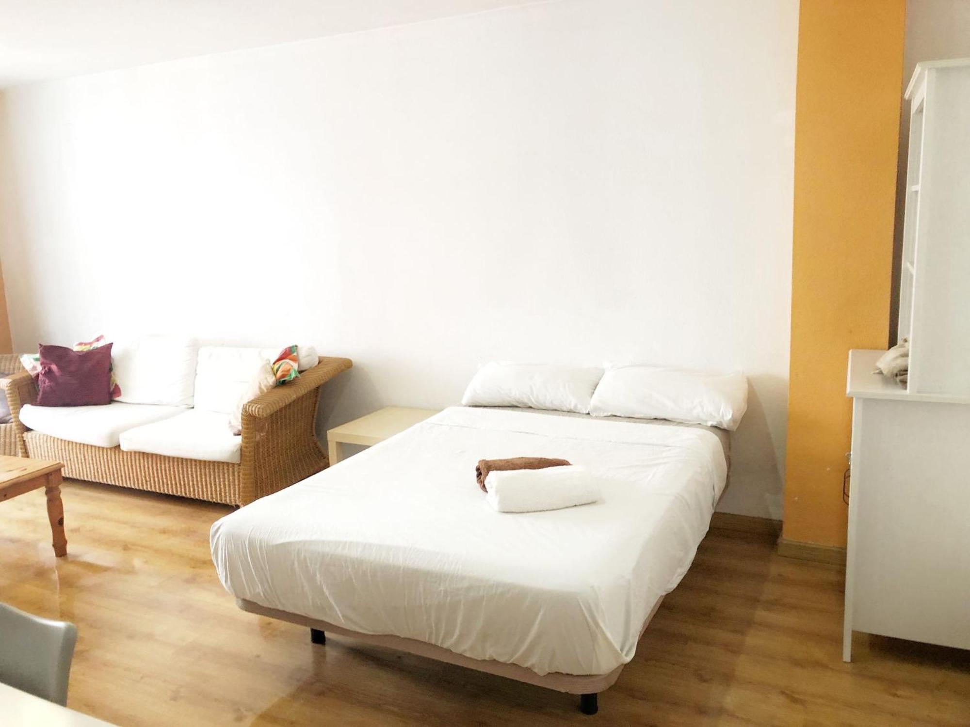 Central Market Guestrooms Homestay Alicante