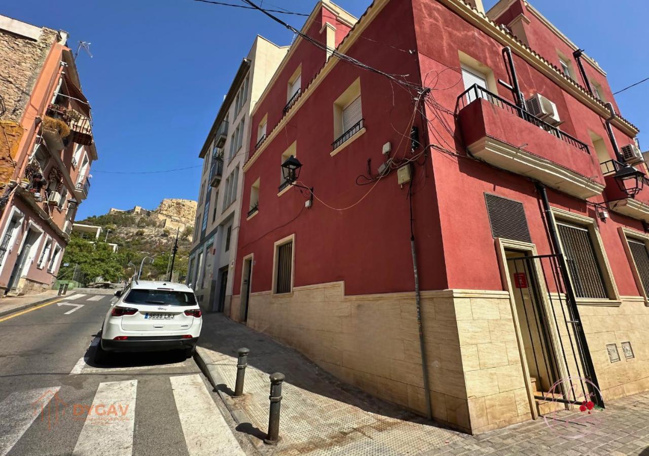 La Casa Escarlata *