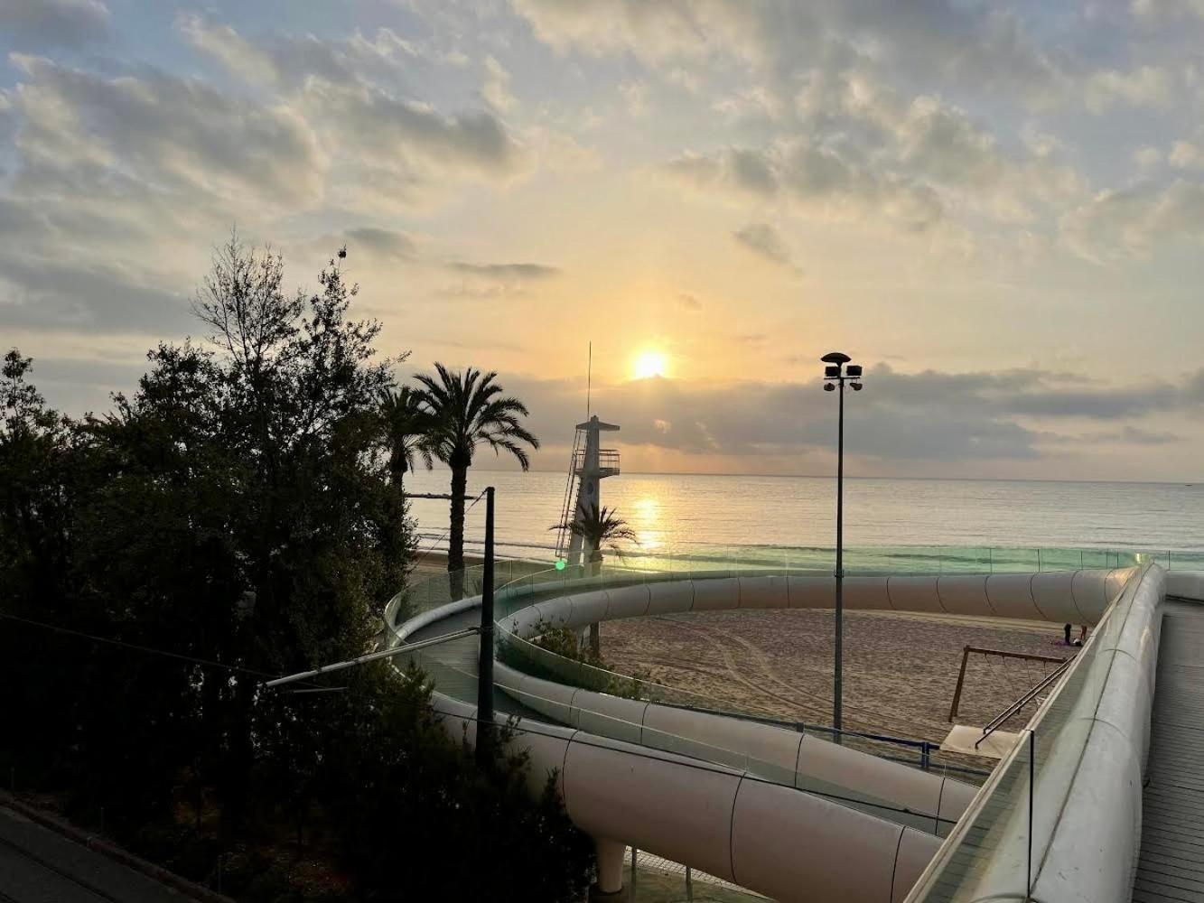 Gran Atico Con Terraza En El Centro De Alicante