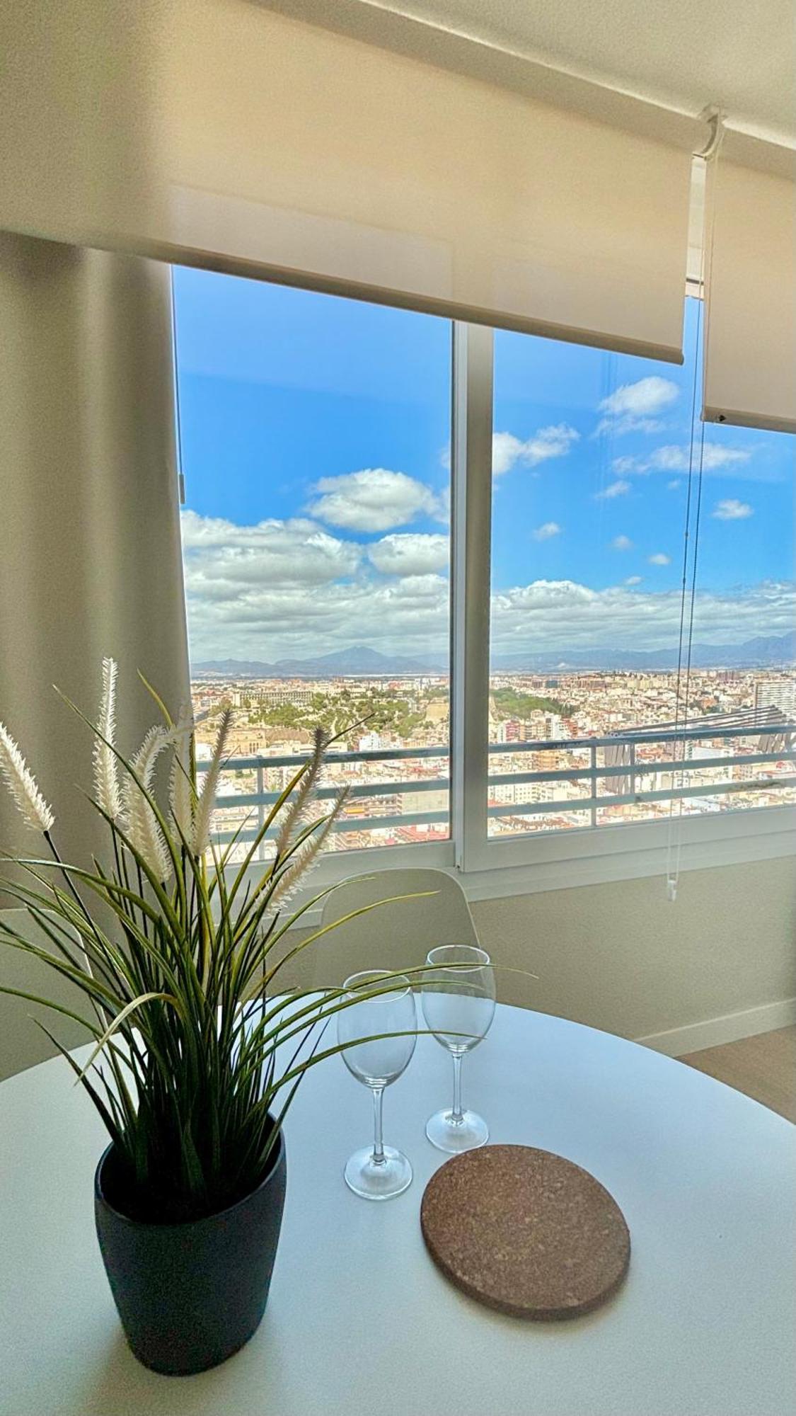 Apartment Luceros Sky Alicante