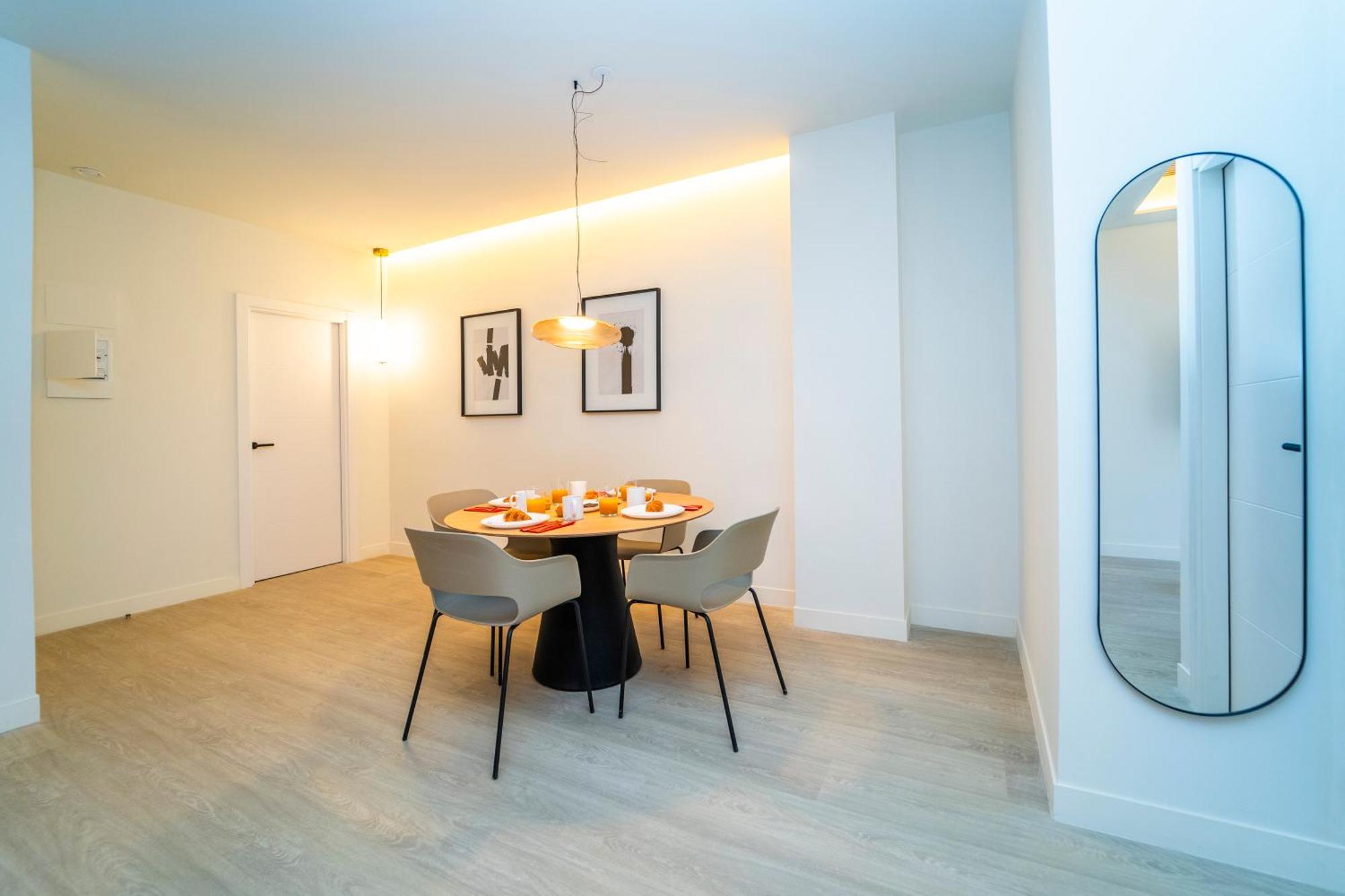 Edificio Reyes Catolicos Centro By Renthas Appartement