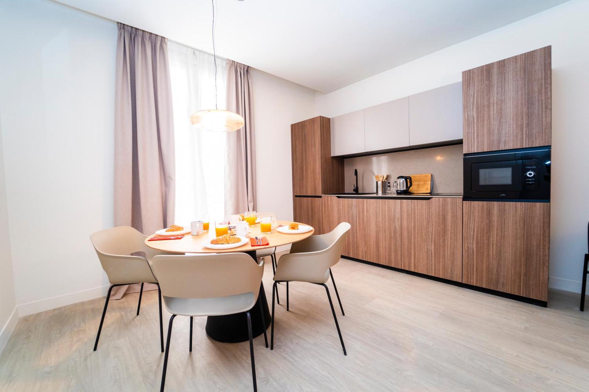 Apartment Edificio Reyes Catolicos Centro By Renthas