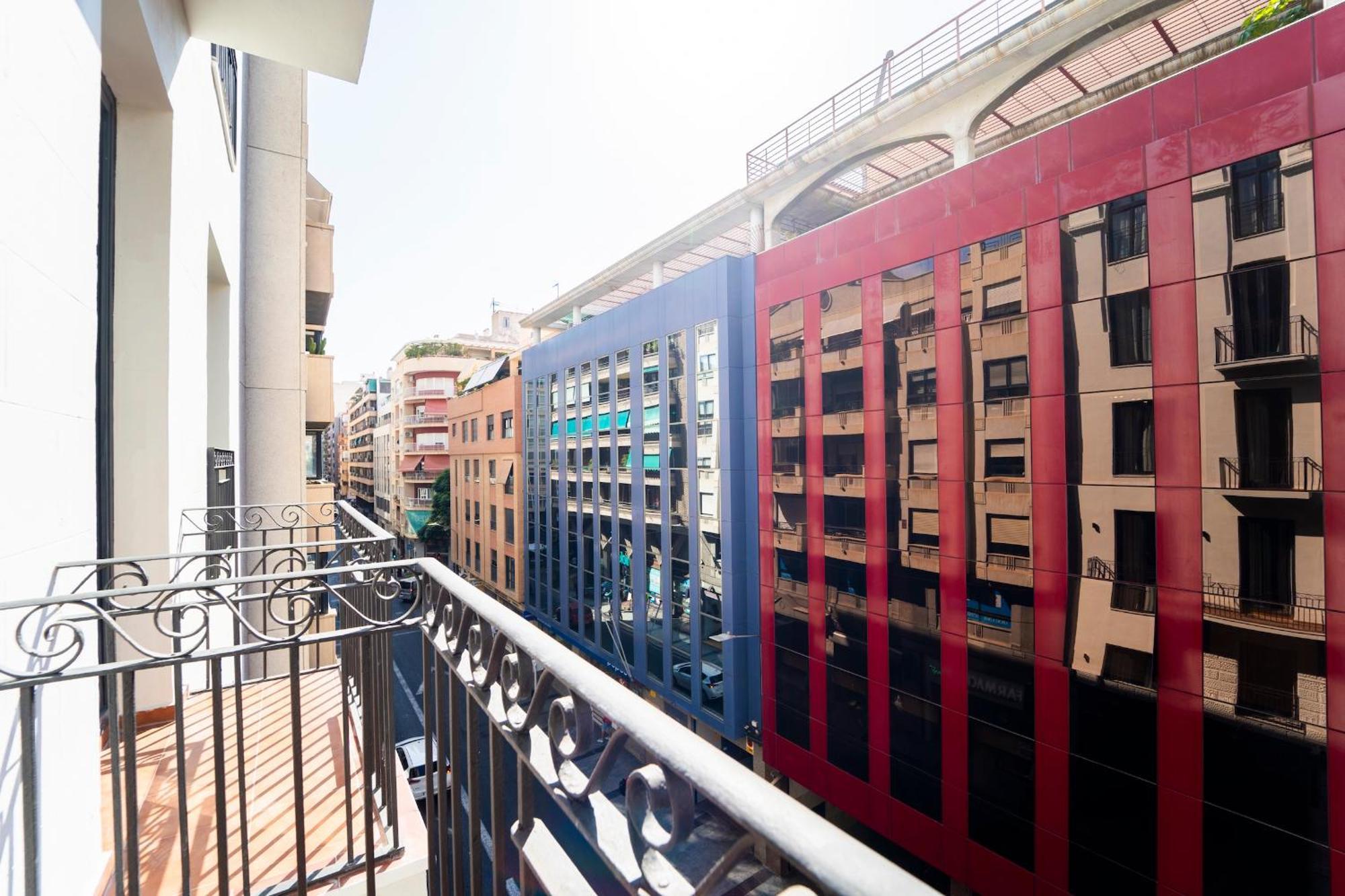 Edificio Reyes Catolicos Centro By Renthas Appartement