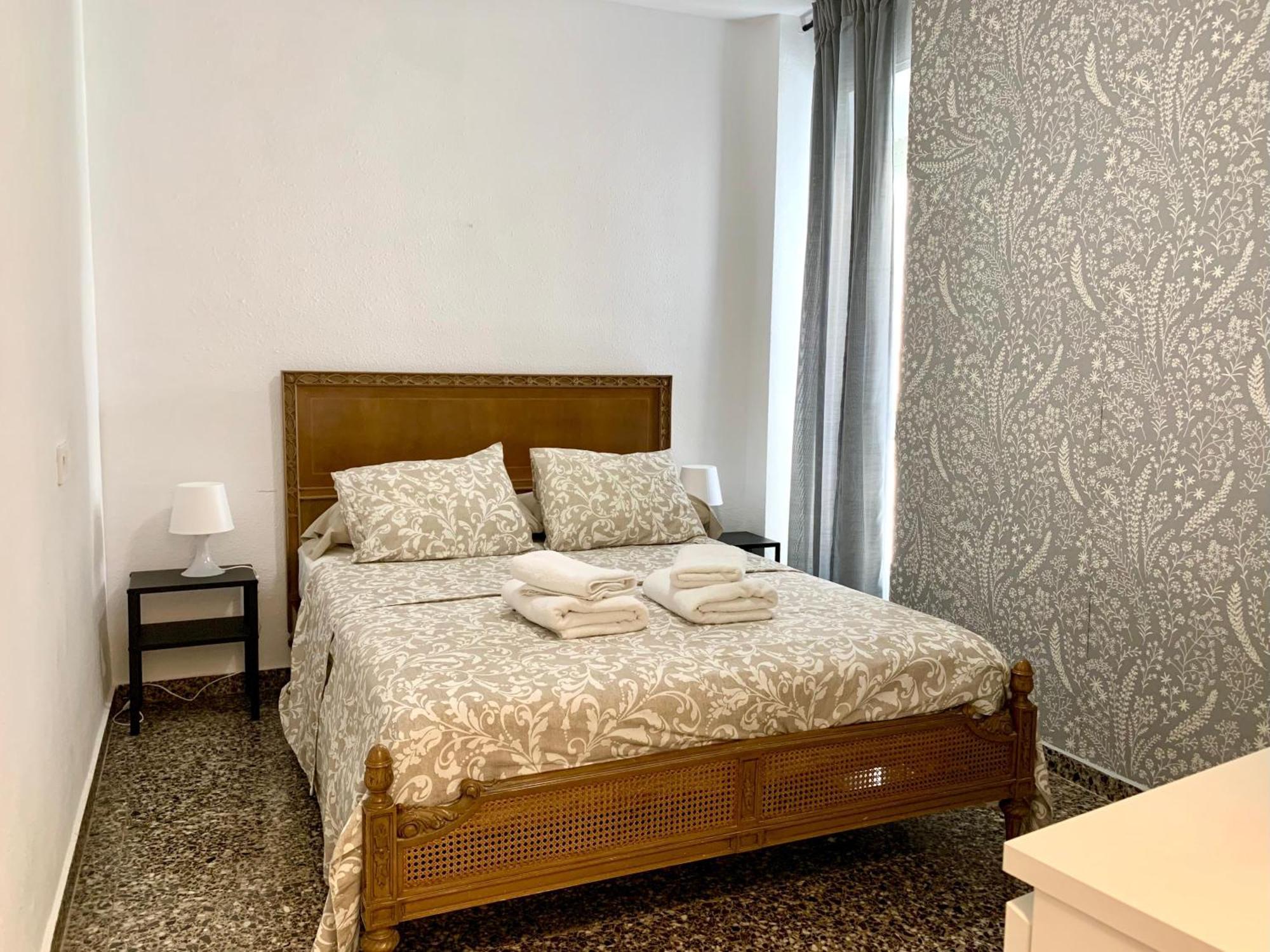 Appartement Centrally-located, Spacious Flat At Historic Centre & Short Walk To