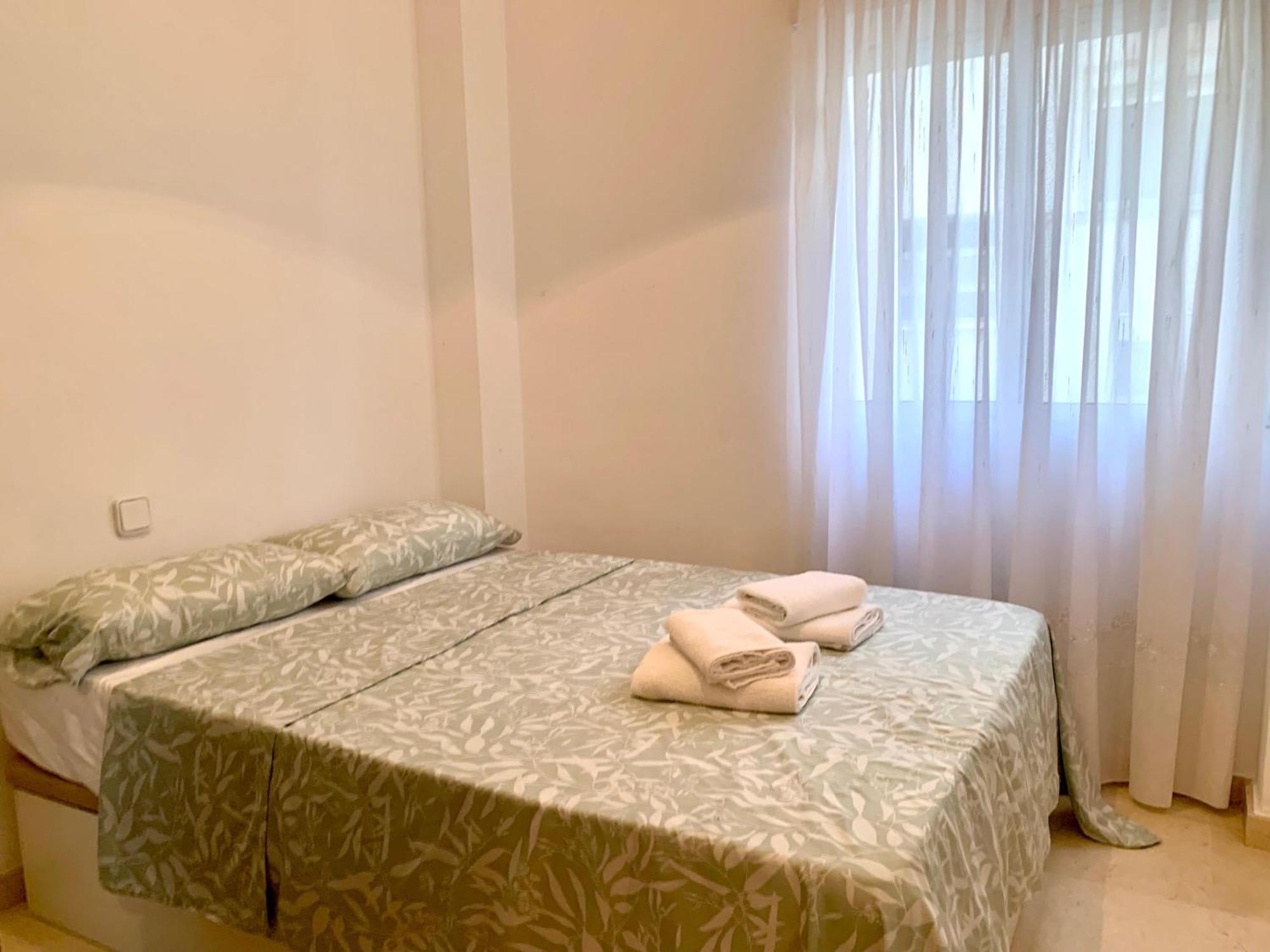 Charming Flat At Historic Centre & Short Walk To