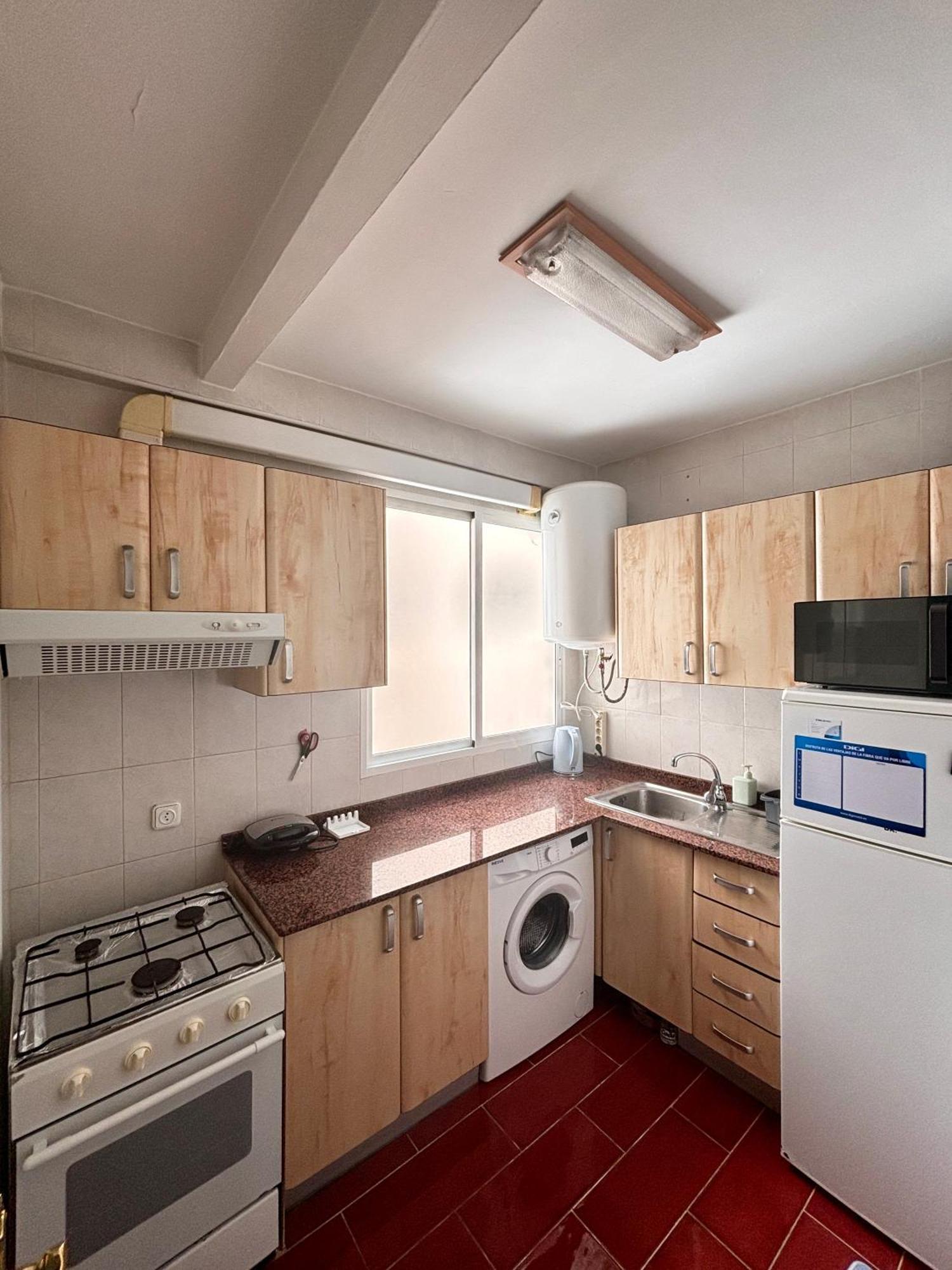 Sunny Apartment *