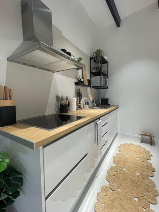 Apartment Stylish City-center 2 Bdrms *
