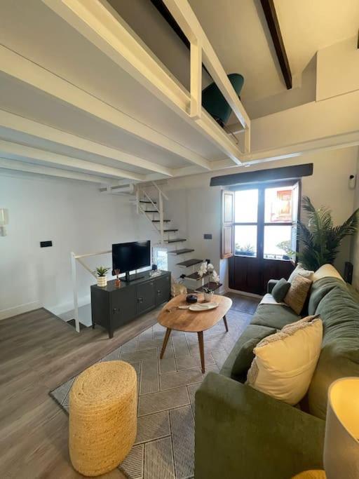 Stylish City-center 2 Bdrms * Alicante