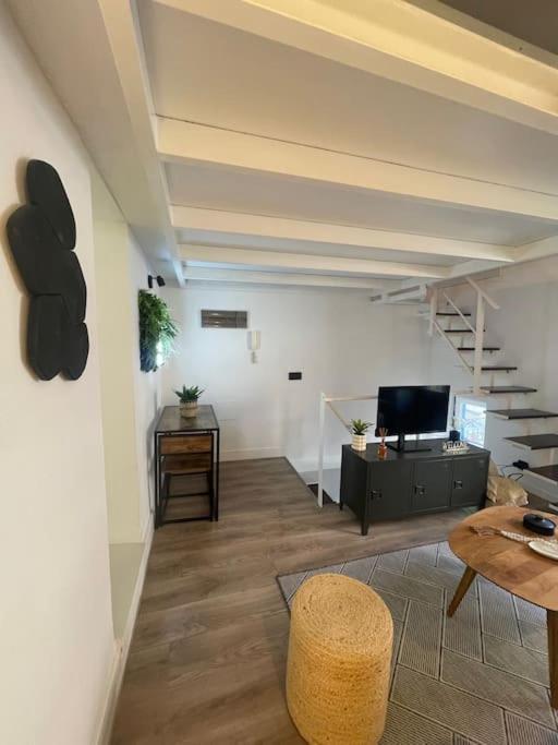 Apartment Stylish City-center 2 Bdrms Alicante