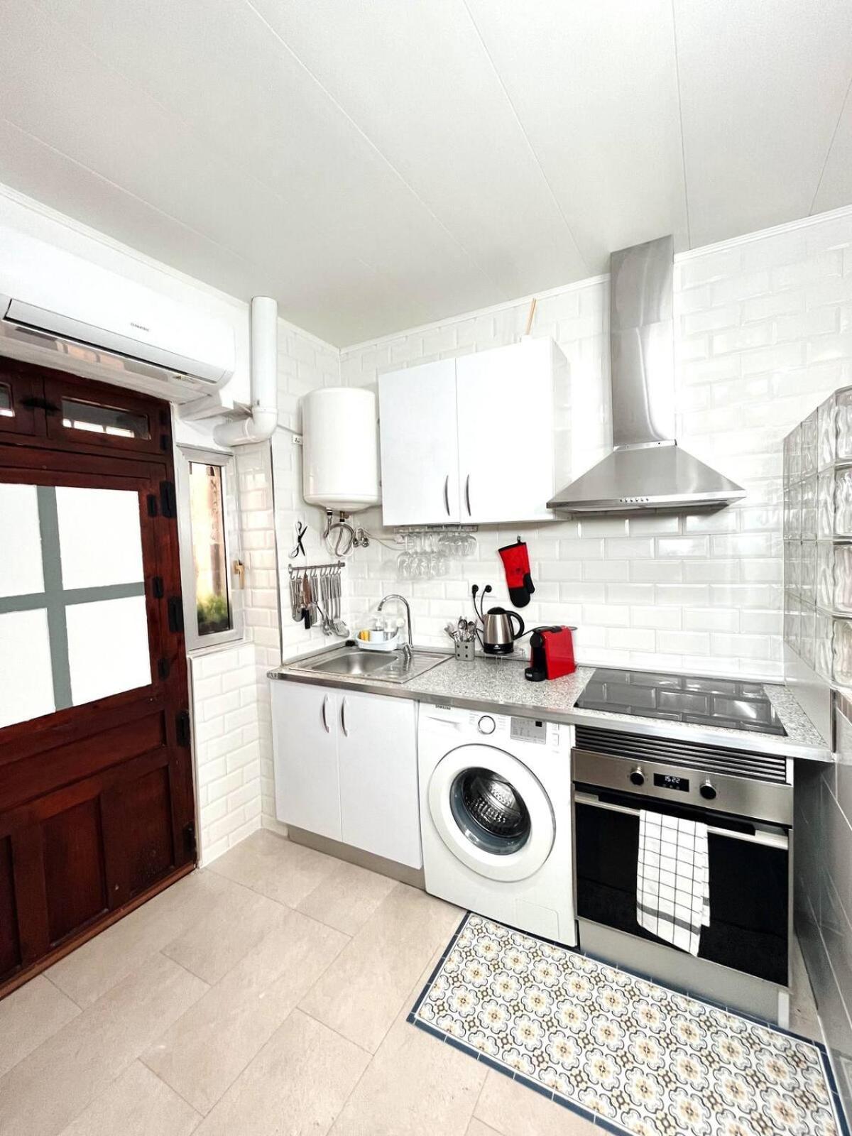 Apartamento En Casco Antiguo De *
