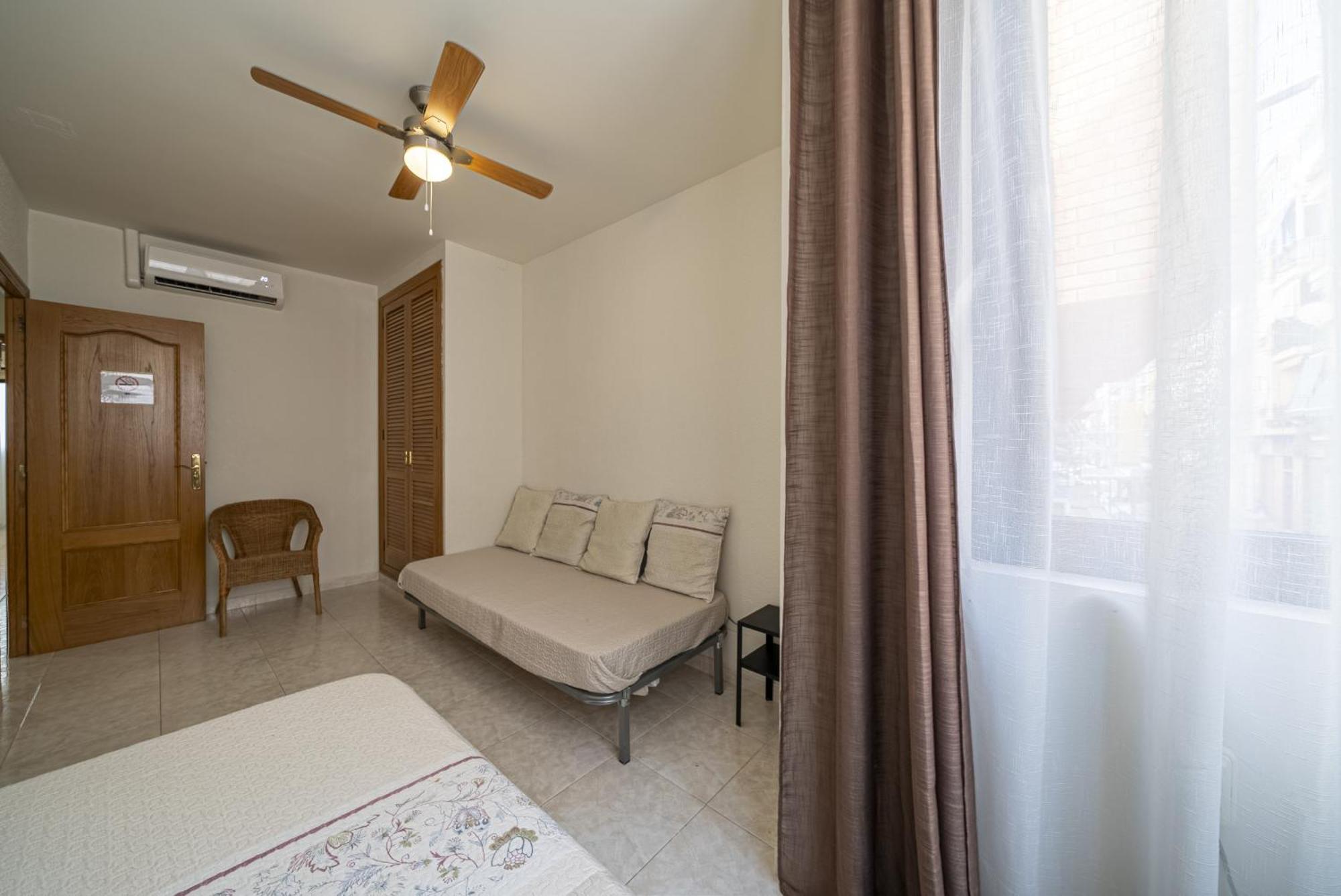 Apartment Piso De 2 Donoso Cortes Primero *