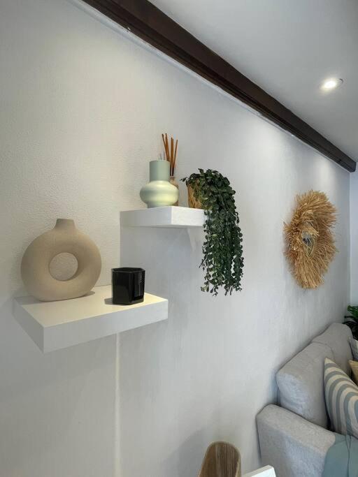 Cozy 1-bdrm In Center