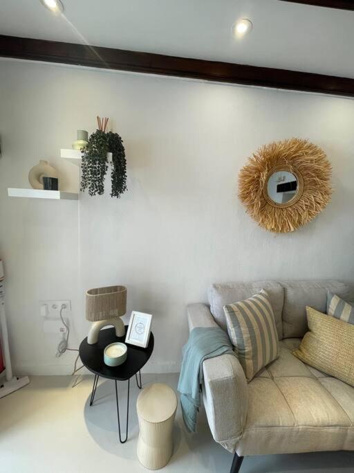 Apartment Cozy 1-bdrm In Center *