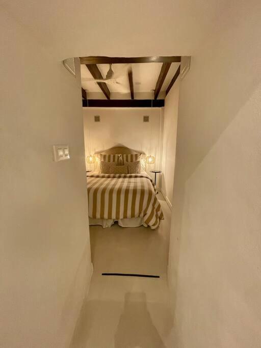 Cozy 1-bdrm In Center Huoneisto
