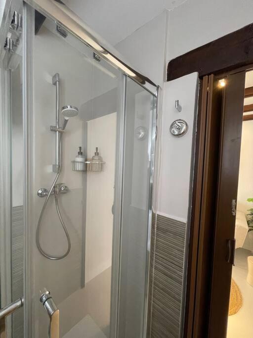 Cozy 1-bdrm In Center Alicante