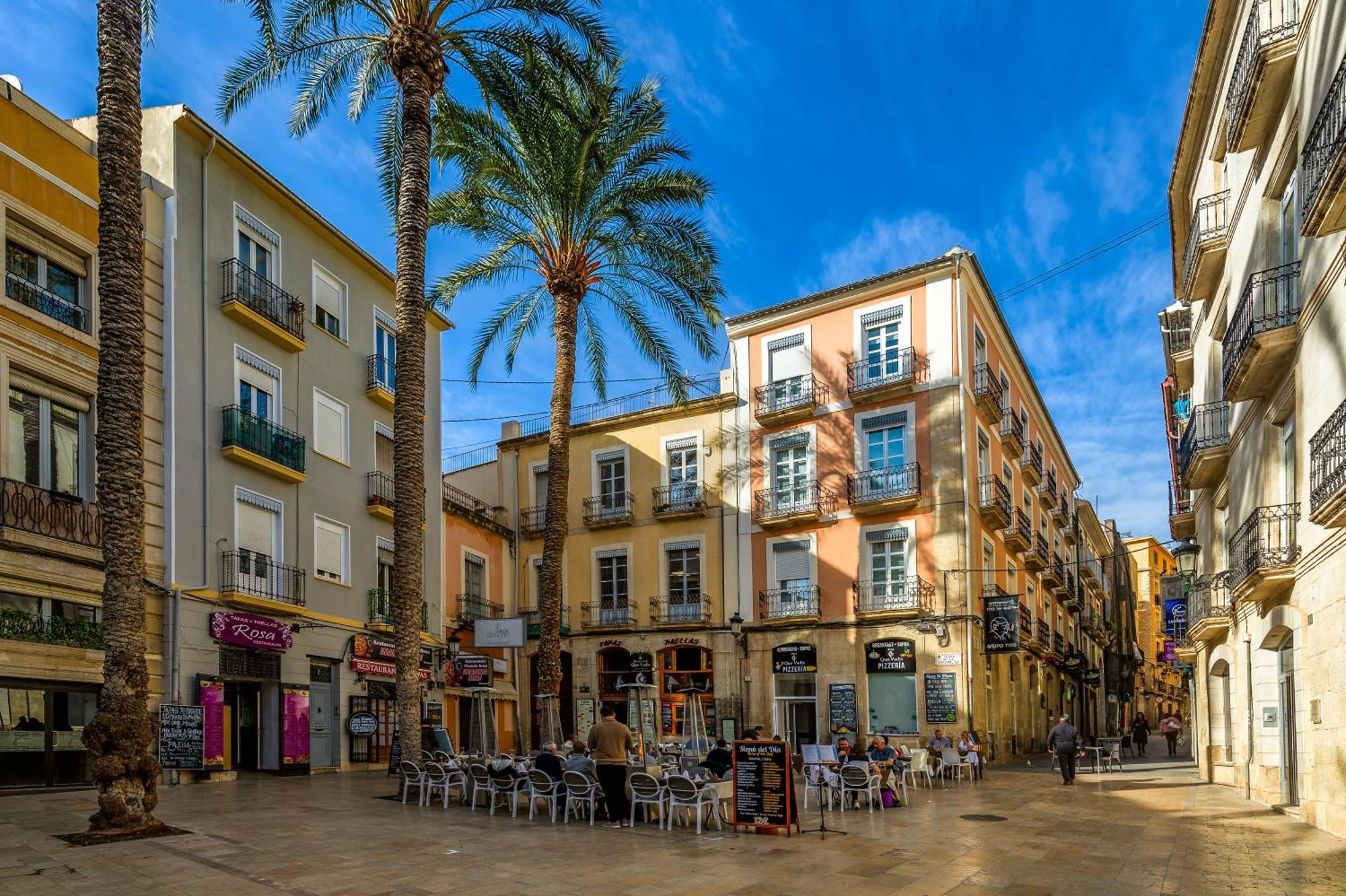 Apartment 110m Kkara 3br 2ba Plaza Nueva View *