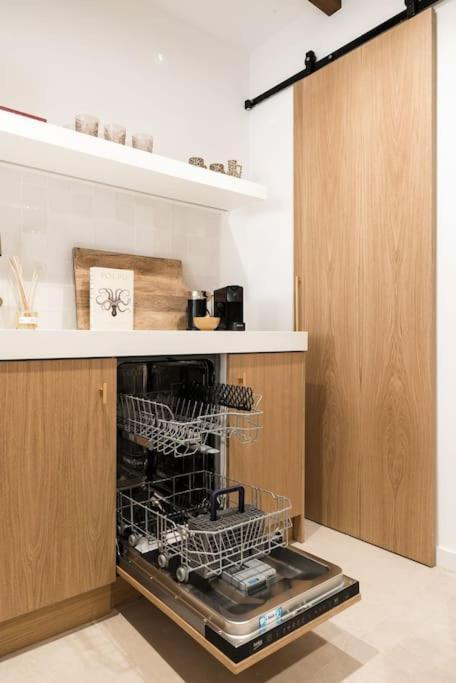 Toques De Glamour En El Casco Historico,wifi,a.c. Apartment Alicante