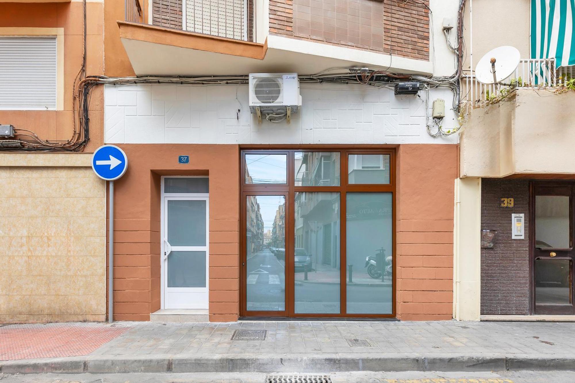Evolution Luxury Center Apartment