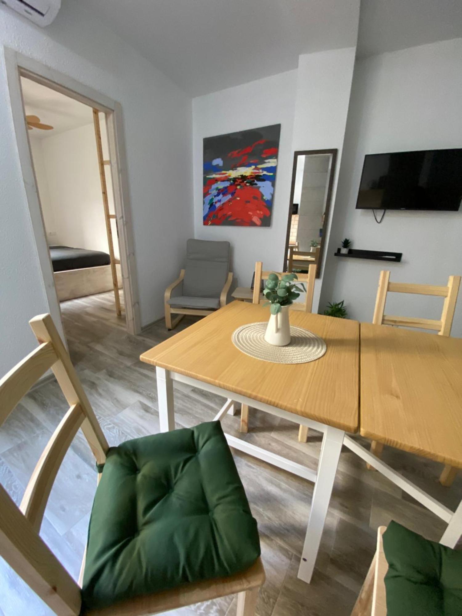 Santa Banana Aparthotel