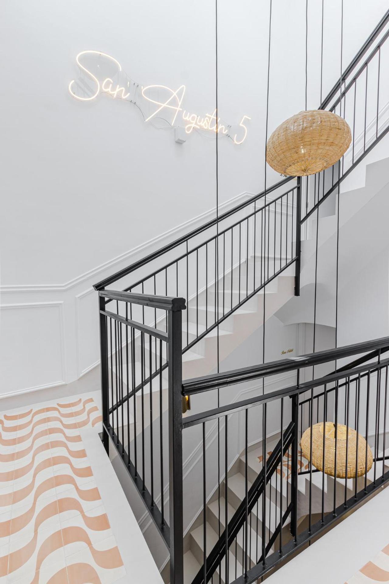 With Exceptional Charm In Historic Center Of Alicante