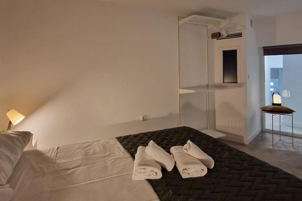 Modern, Urban, Plaza Toros 10 Mns Appartement *