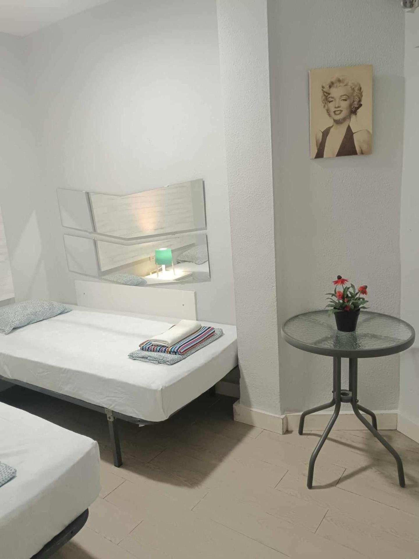 38 - Habitacion En Piso