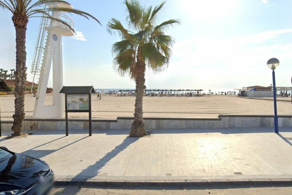 Fee4me Villa, Pool, Roofterrace & Relax * Alicante
