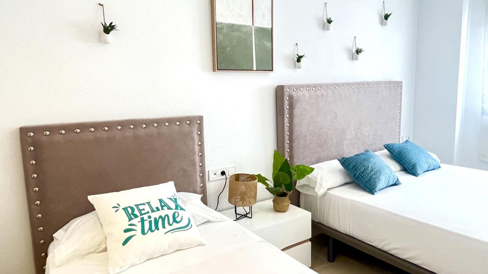 Blue 13b By Gloove * Alicante